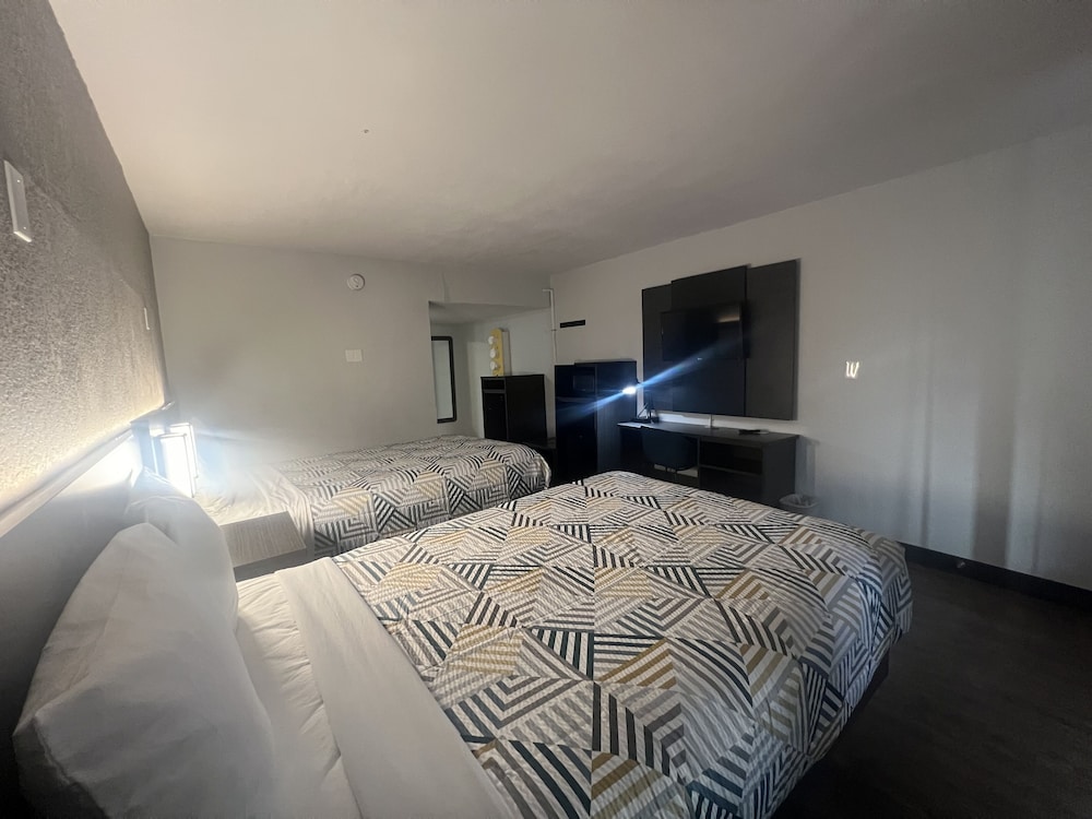 Motel6 Glendale, AZ 21/48