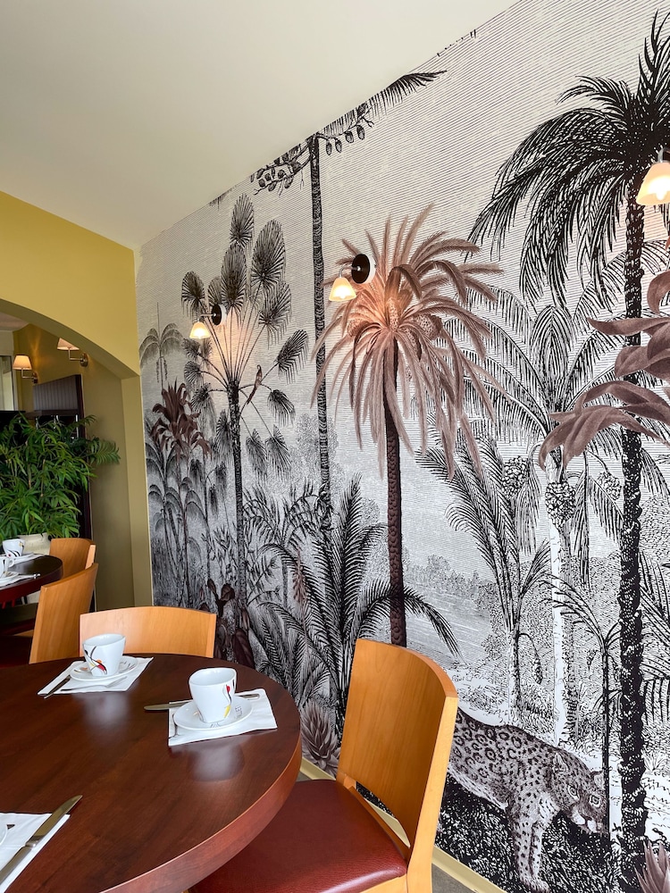 Hotel the Originals Dax Nord Les Bruyeres 34/49