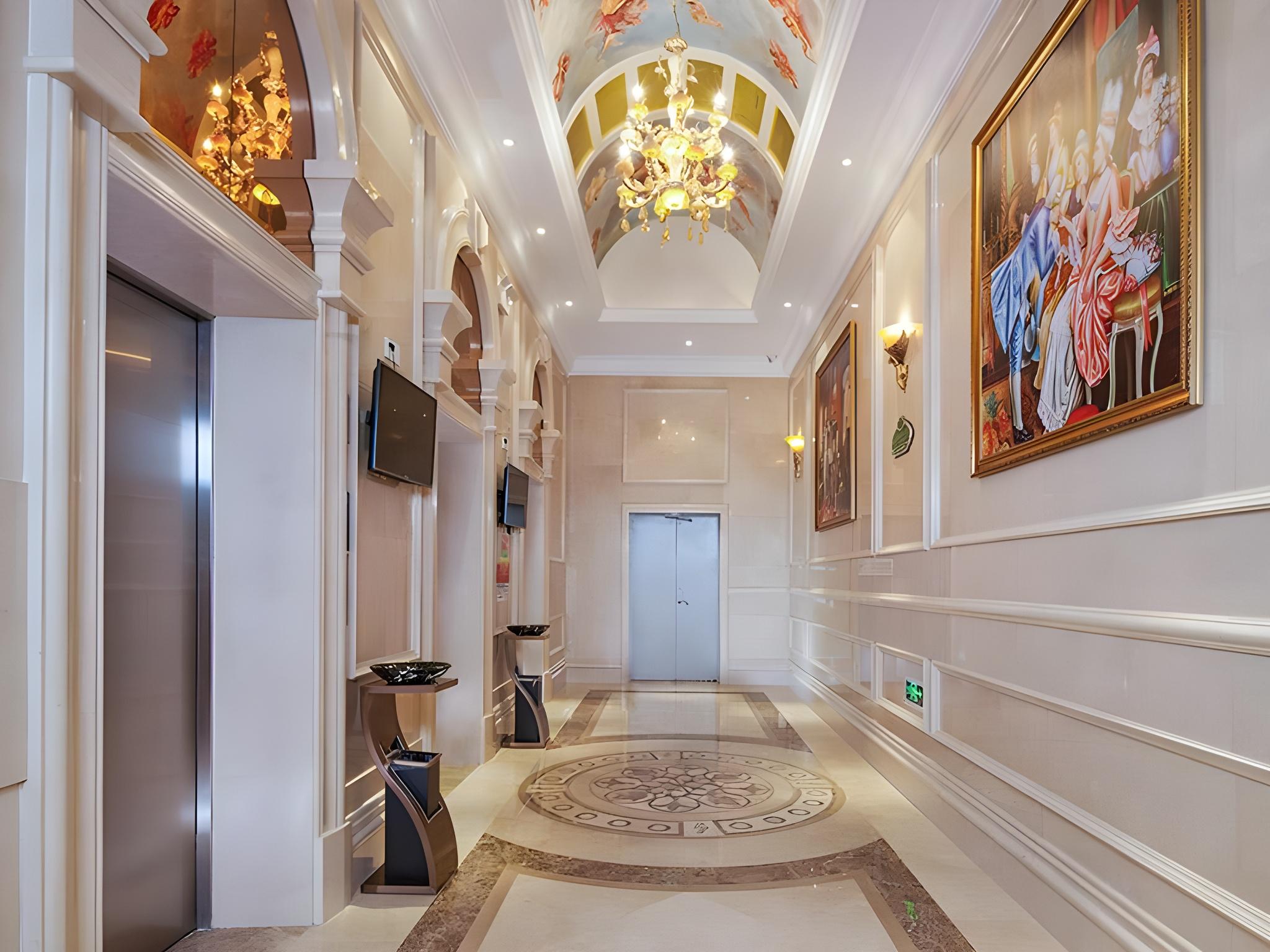 Vienna International Hotel Kunming (West Guangfu Road Station Branch) 20/48