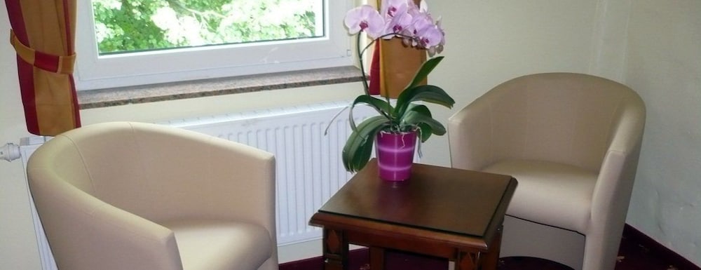 Hotel Medaillon 30/41