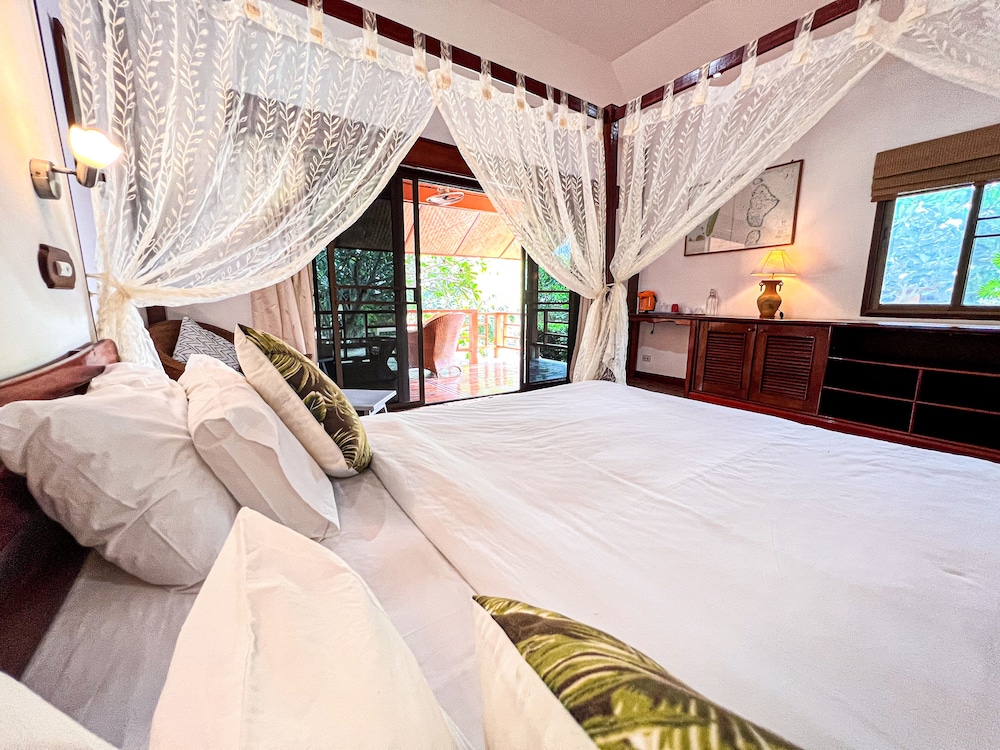 Cruiser Island Resort by Swiss-Belhotel 40/95