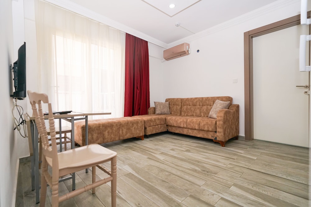 Cicek Apart Otel 12/21