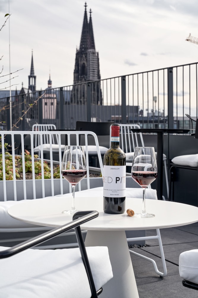 URBAN LOFT Cologne 42/50