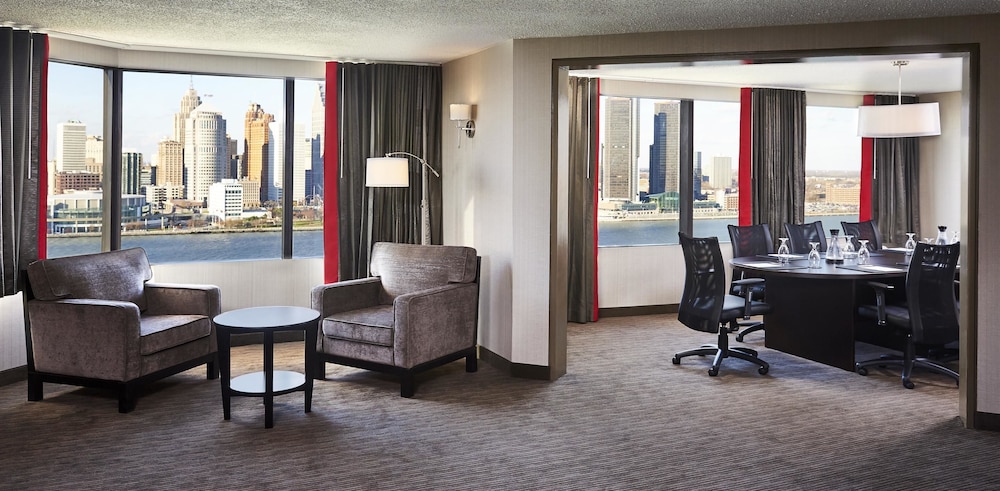 Best Western Plus Waterfront Hotel 41/63