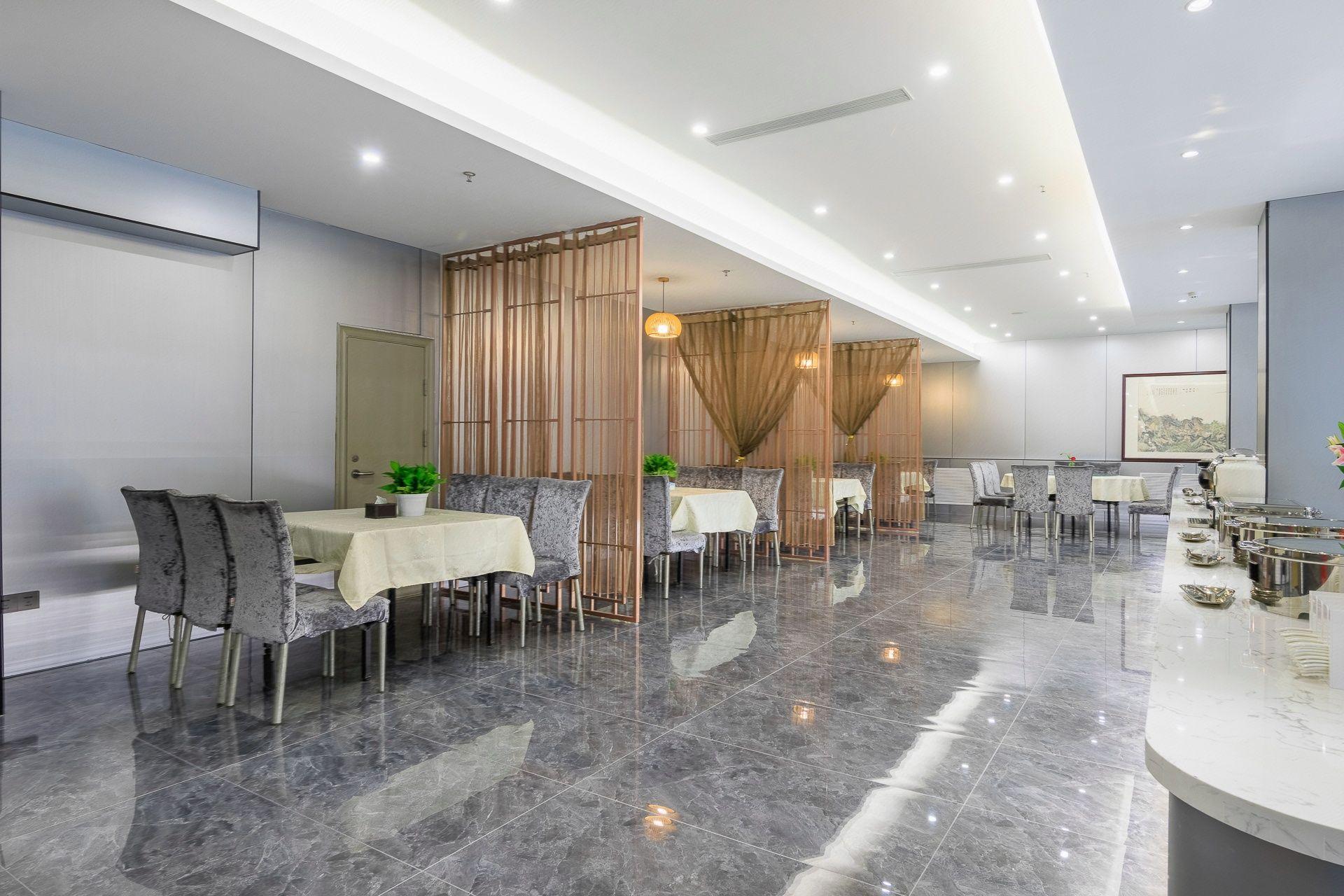 Capital Airport International Hotel 34/45
