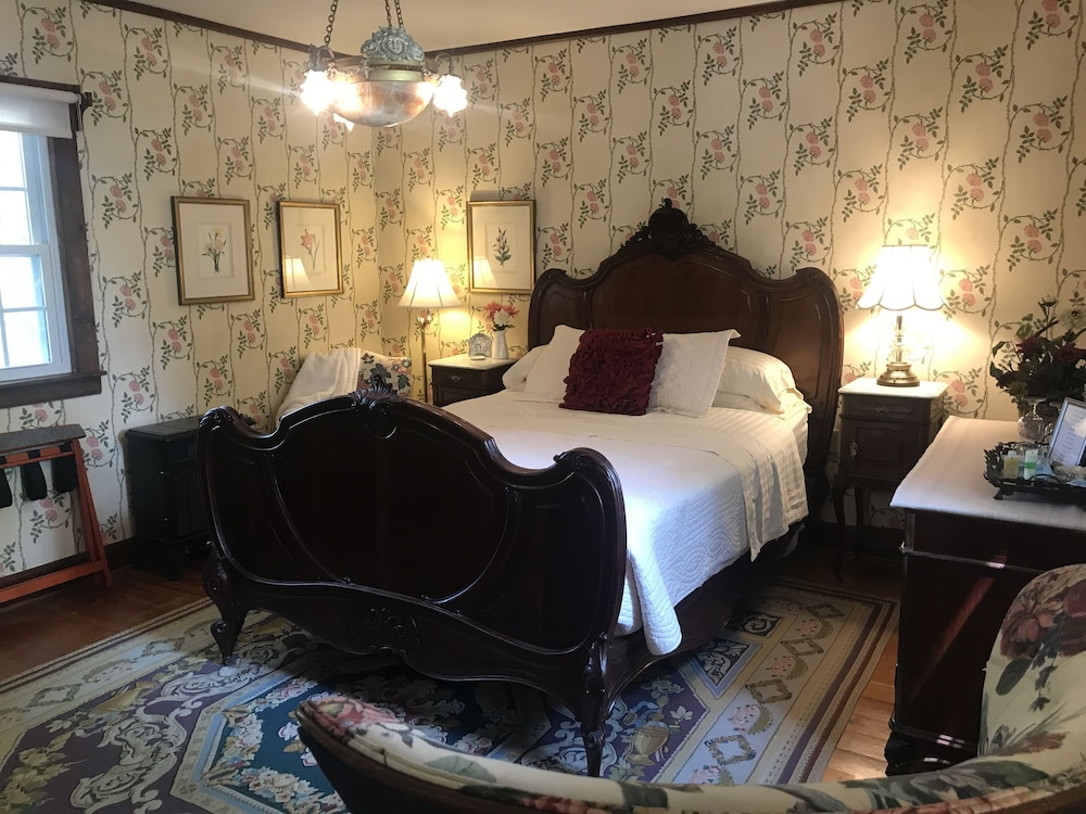 Nauvoo Grand Bed and Breakfast 15/51