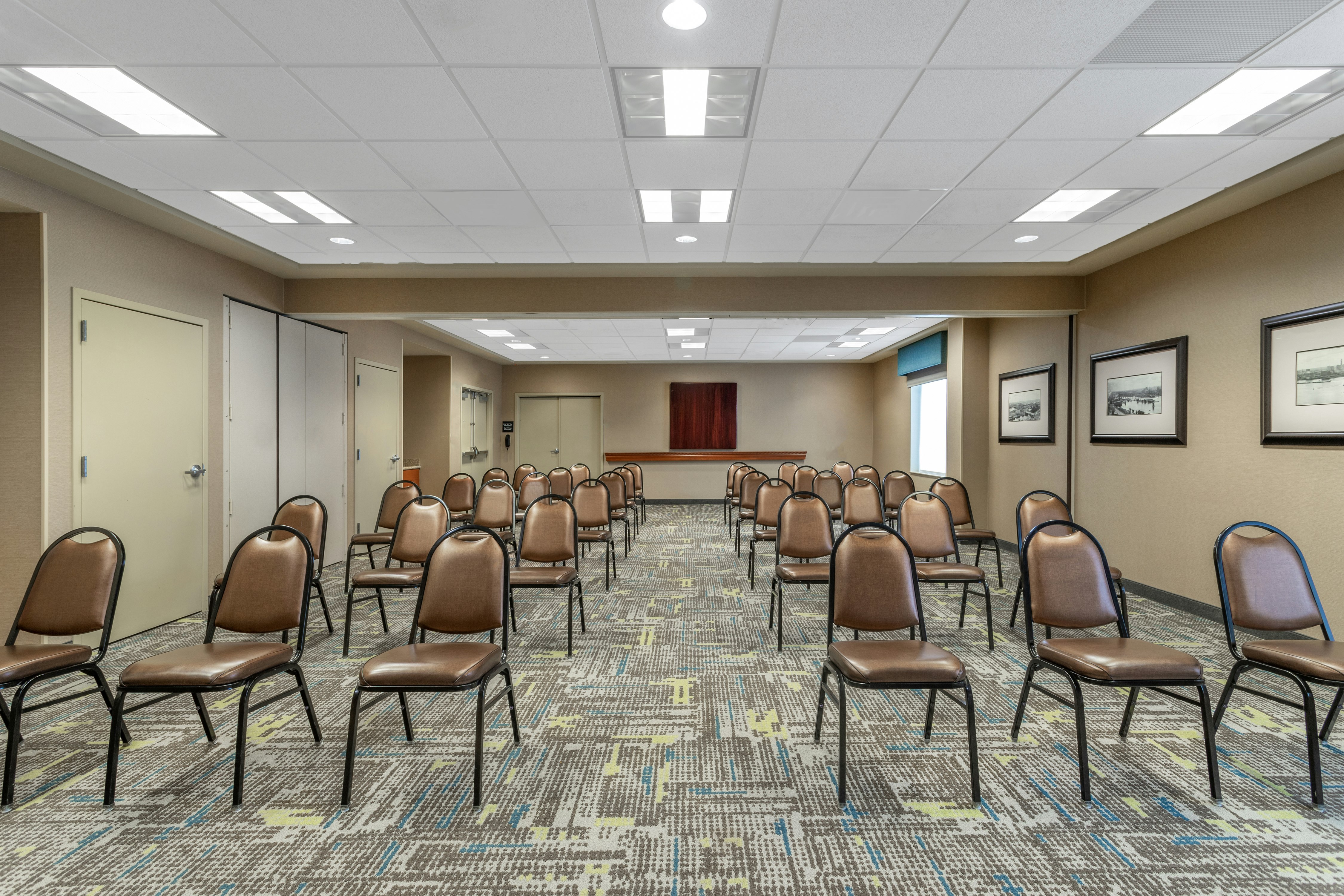 Hampton Inn Suites Minneapolis St Paul Arpt-Mall of America 37/44