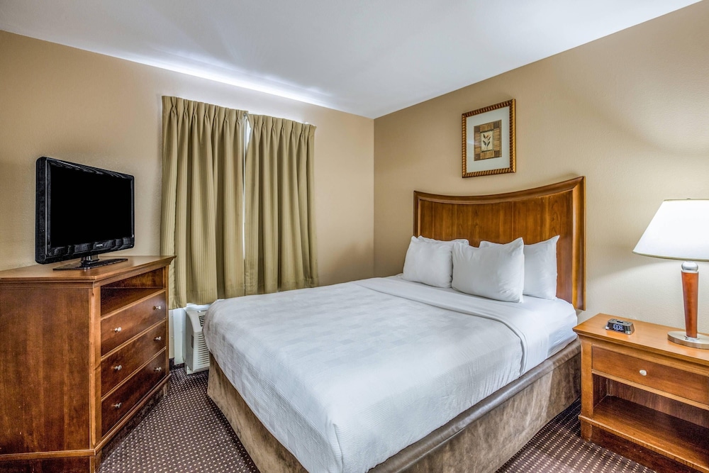 MainStay Suites Port Saint Joe South 18/50