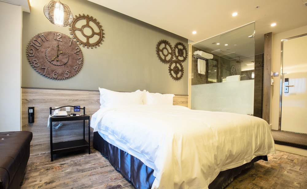 Walker Hotel Ximen 33/50