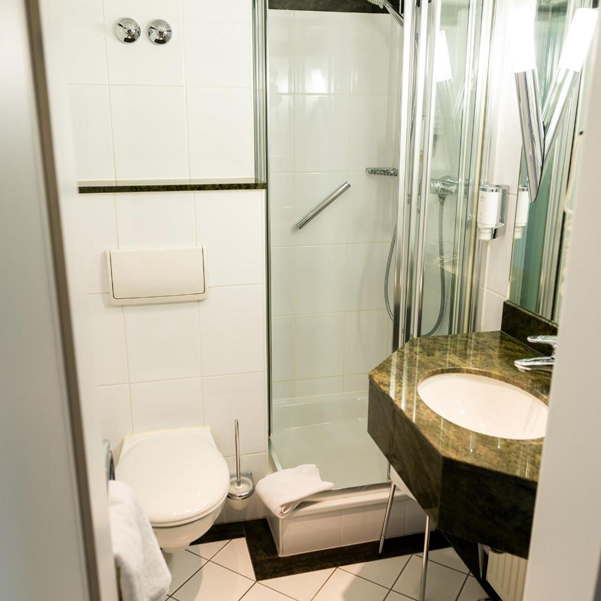 غرفة قياسية بسرير مزدوج، Hotel Kaiserhof 8/10