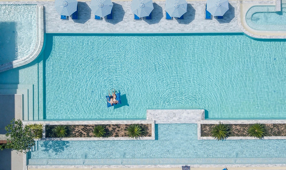 Seabed Grand Hotel Phuket 6/50