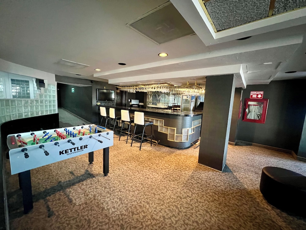 HOTEL FIESTA TIJUANA 8/52