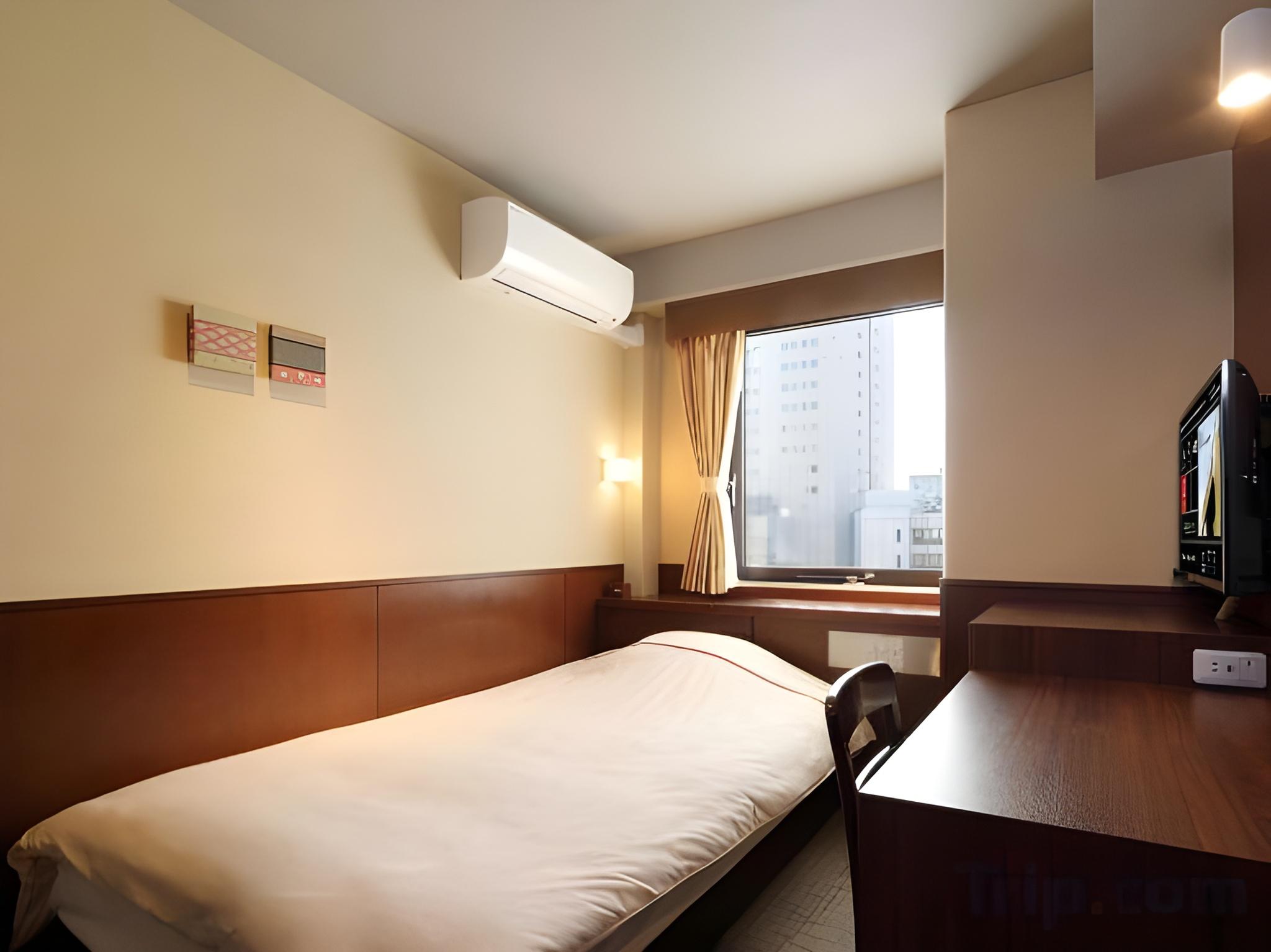 Semi Room, Concept, Single, Semi Double Bed, Smoking