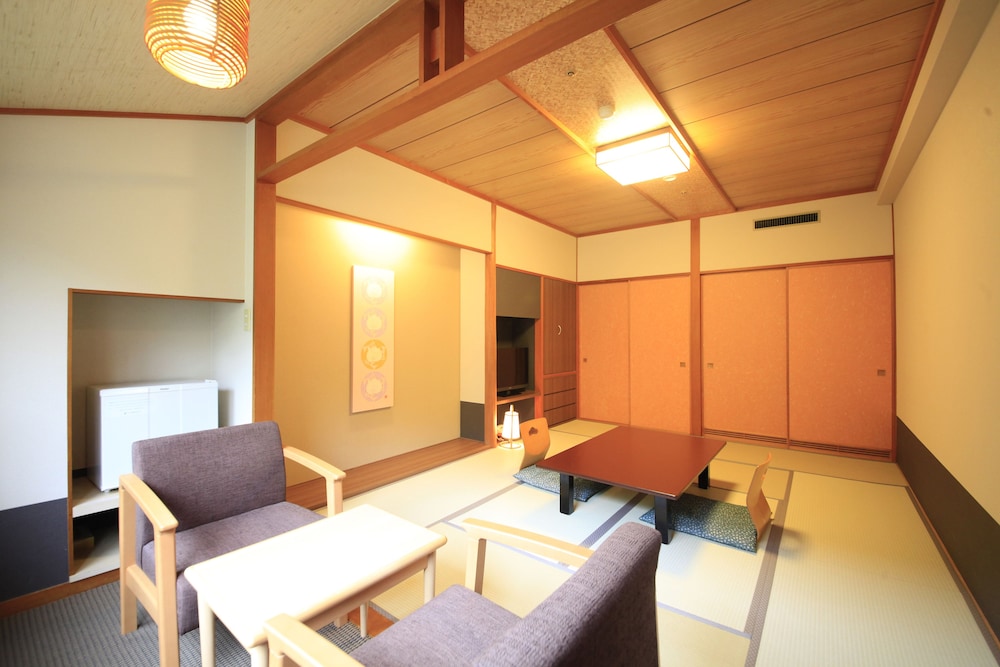 Japanese, 4 Futon Beds, Tatami