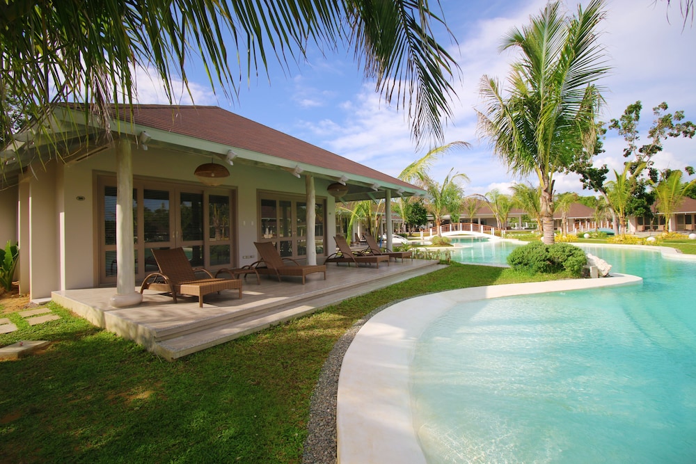 Bohol Shores 40/50