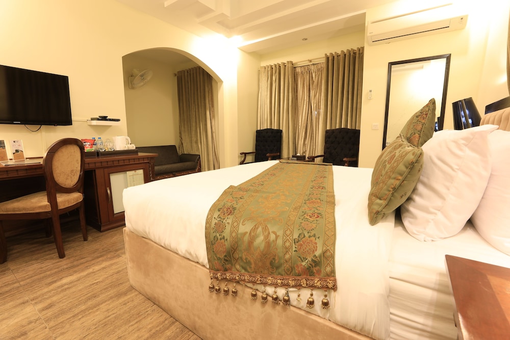 Bella Hotel 29/51
