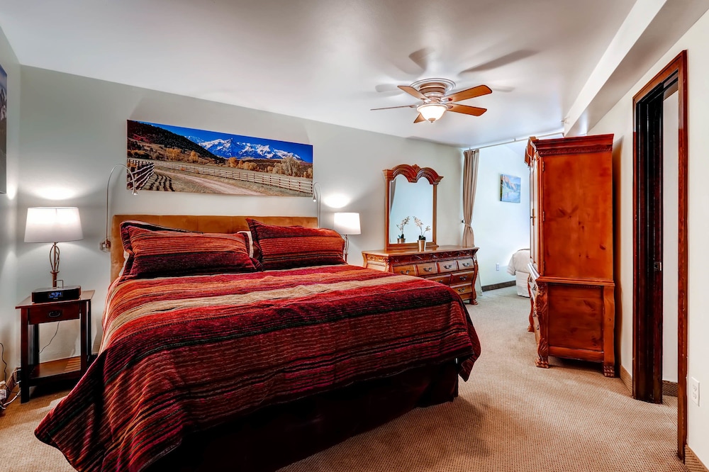 Vail Run Resort 33/82