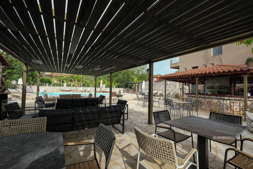 KAIAFAS LAKE HOTEL 45/67