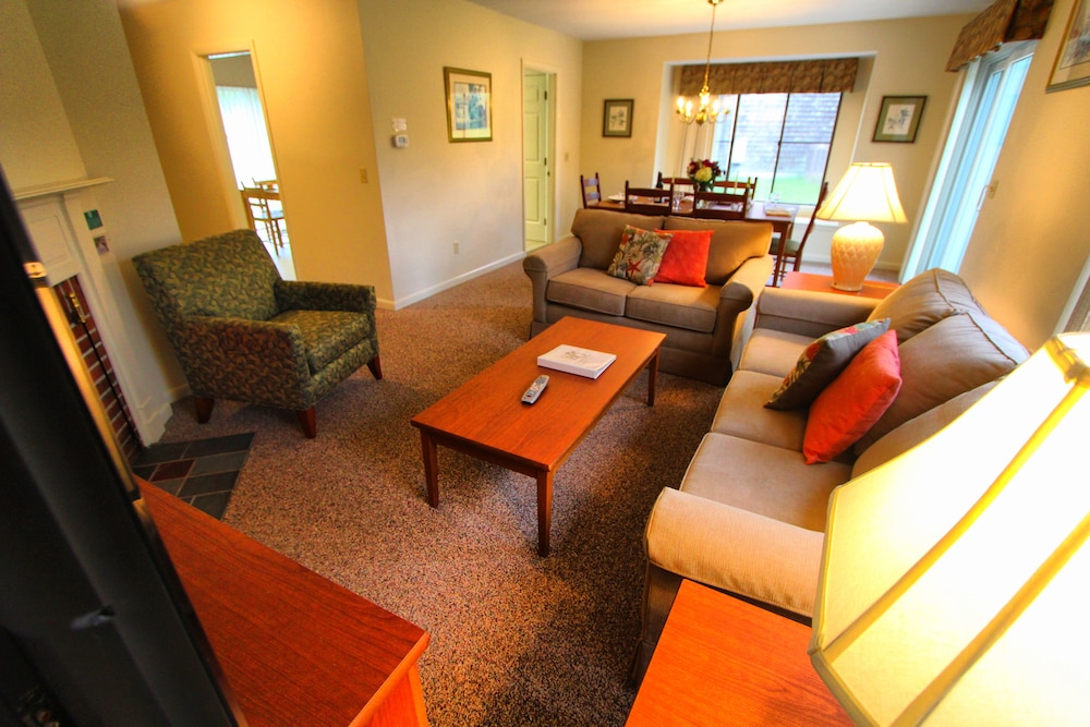 Brewster Green Resort, a VRI resort 30/50