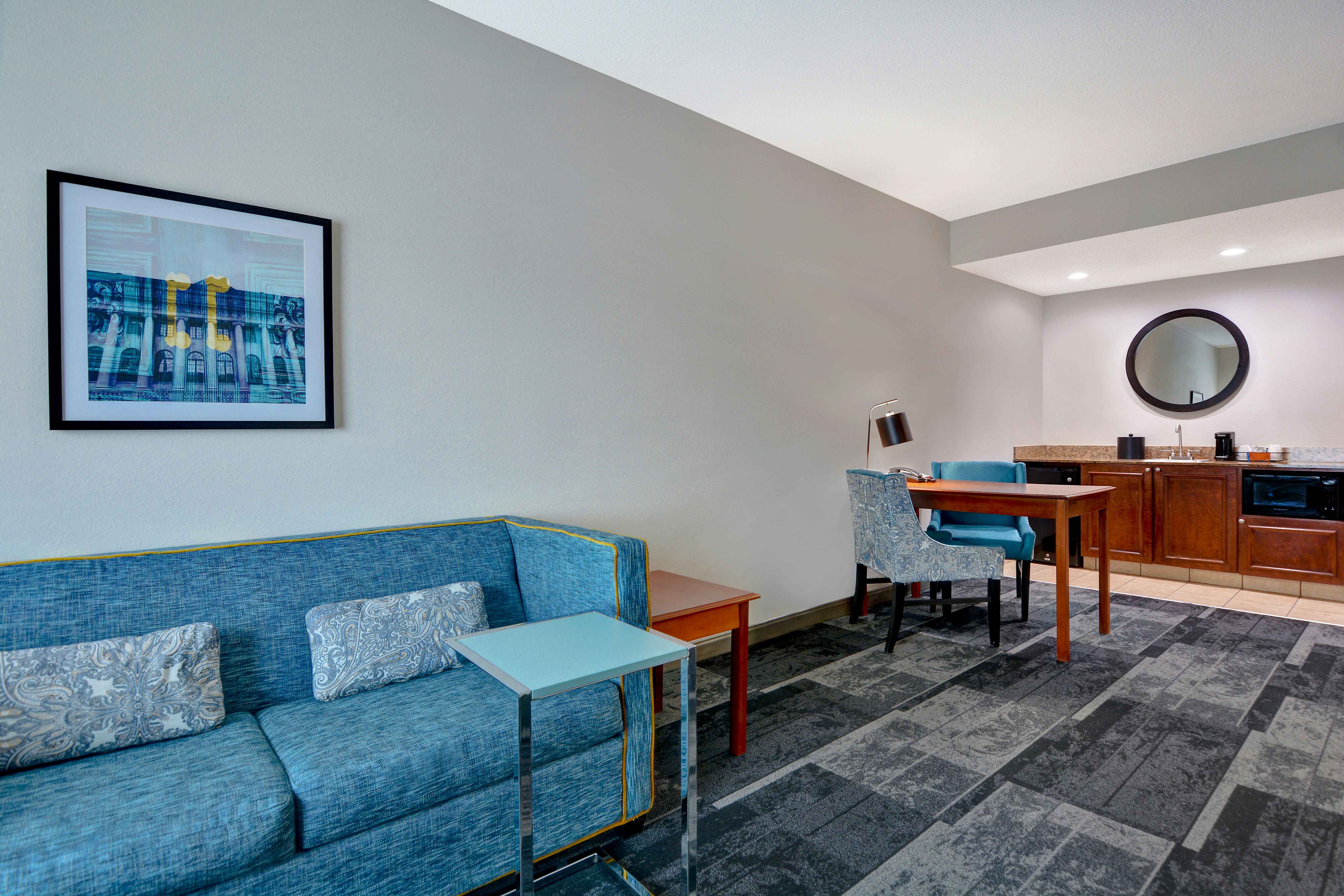 Suite, King Bed, Sofa