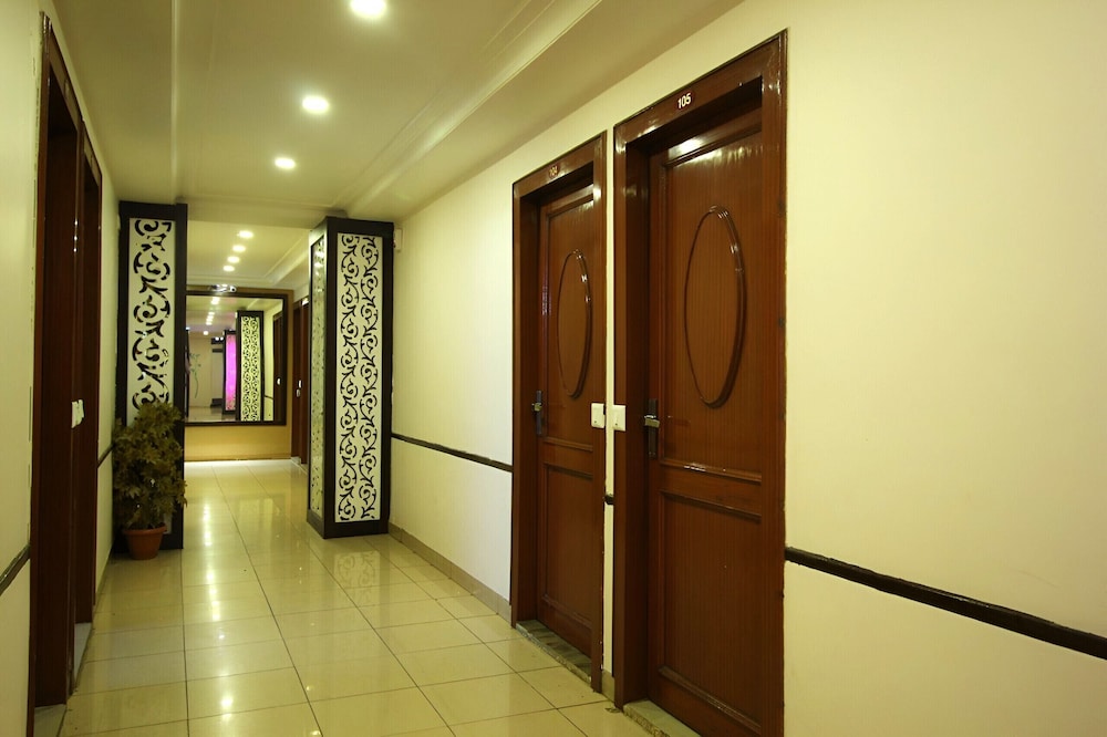 HOTEL SADHBHAV 写真3