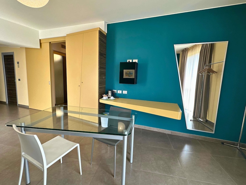 Ibis Styles Catania Acireale 42/75