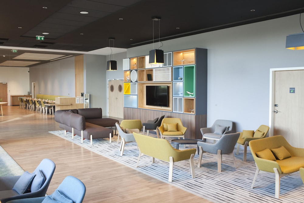Holiday Inn Paris - CDG Airport 44/74