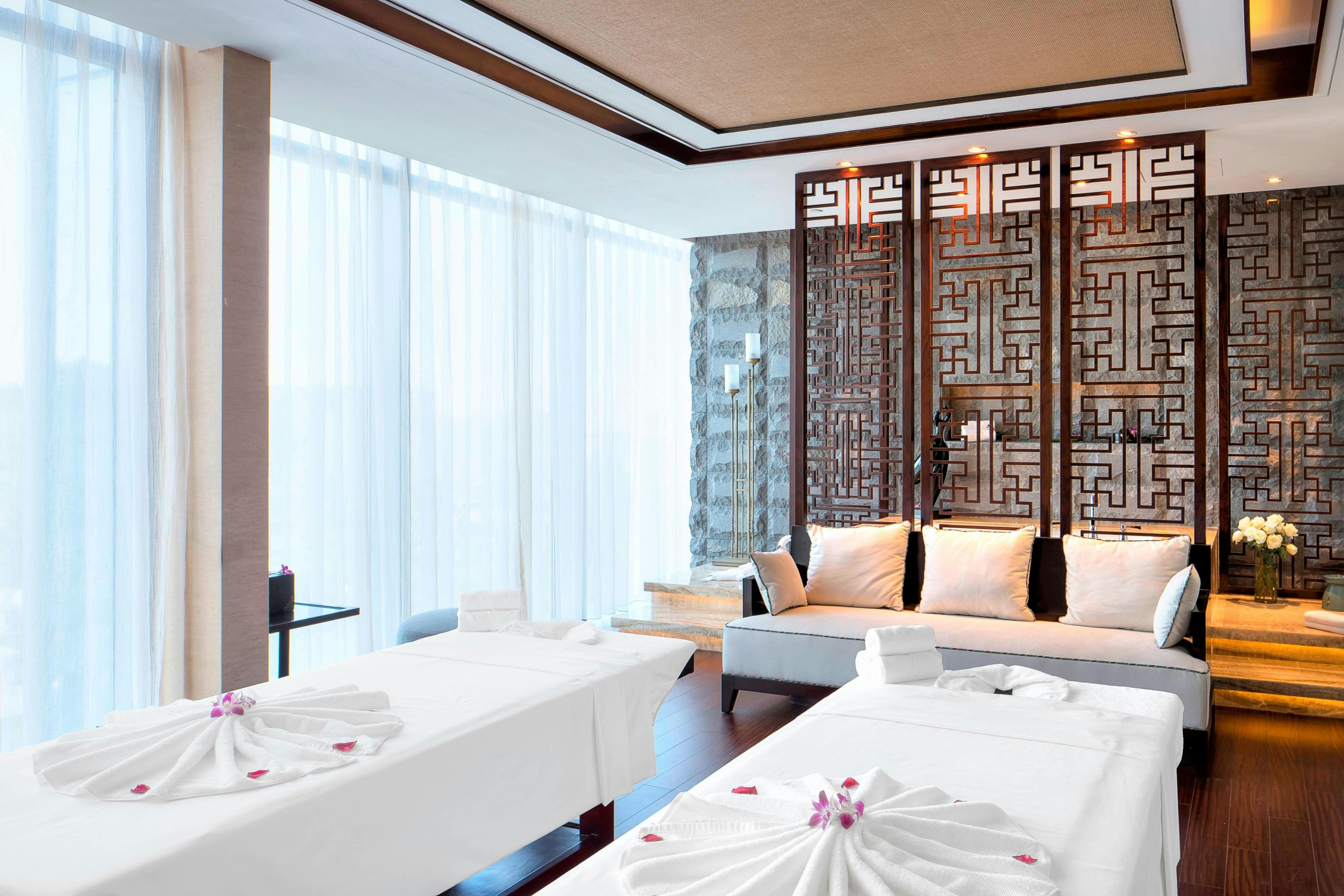 Sheraton Langfang Chaobai River Hotel 37/42