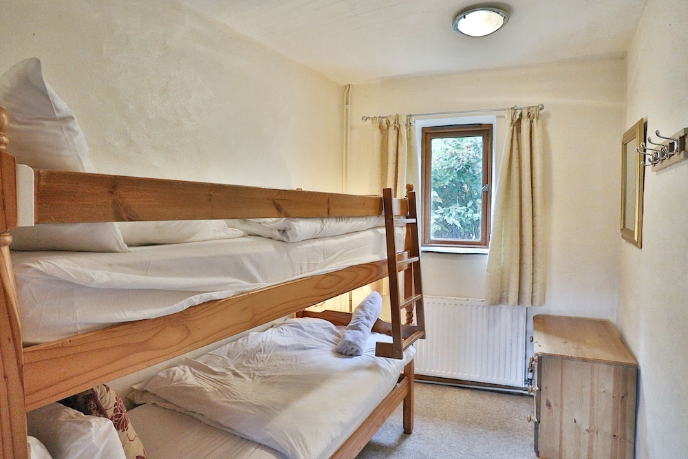North Devon Cottages 5/50