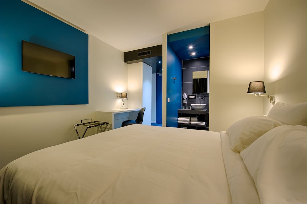 Le Nexhotel 10/31