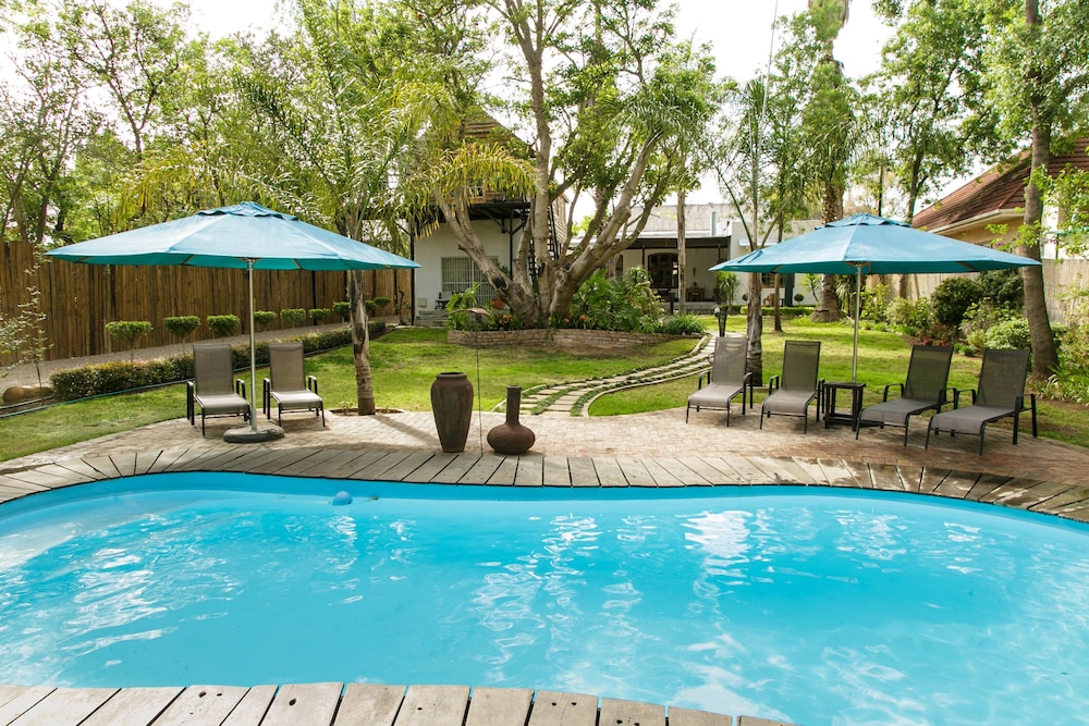 Oakdene Guest House 37/42