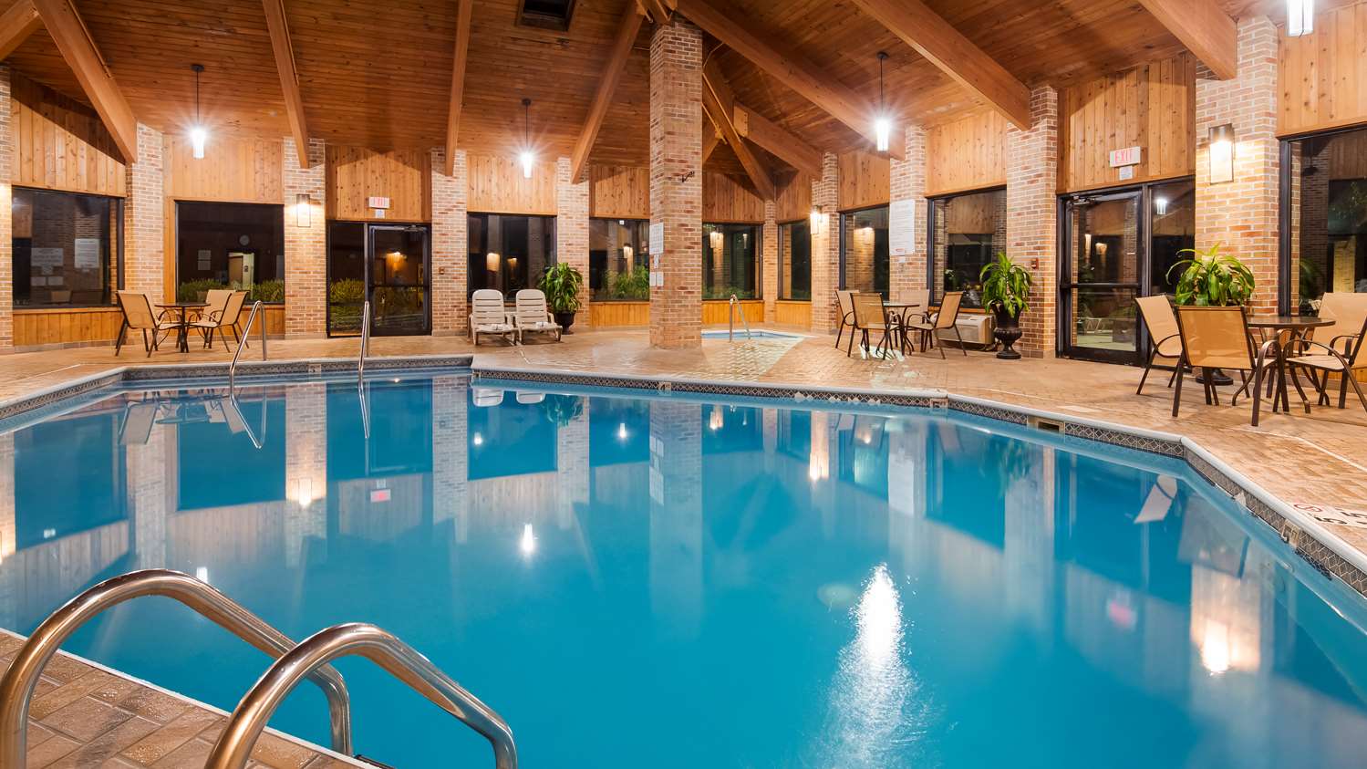 Best Western Shippensburg Hotel 37/58