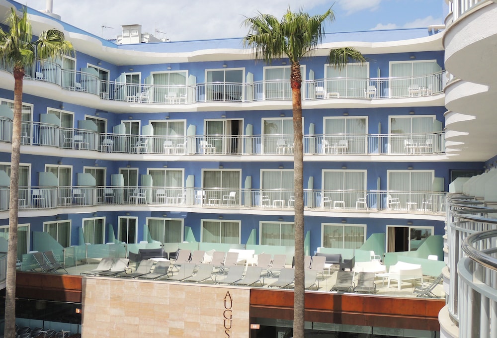 A2 Augustus in CAMBRILS