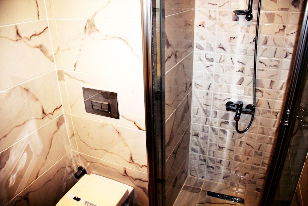 غرفة اقتصادية بسرير مزدوج، Erguvan Hotel 2/2
