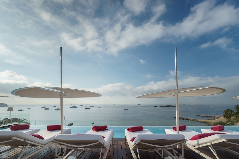 One Ibiza Suites 42/50