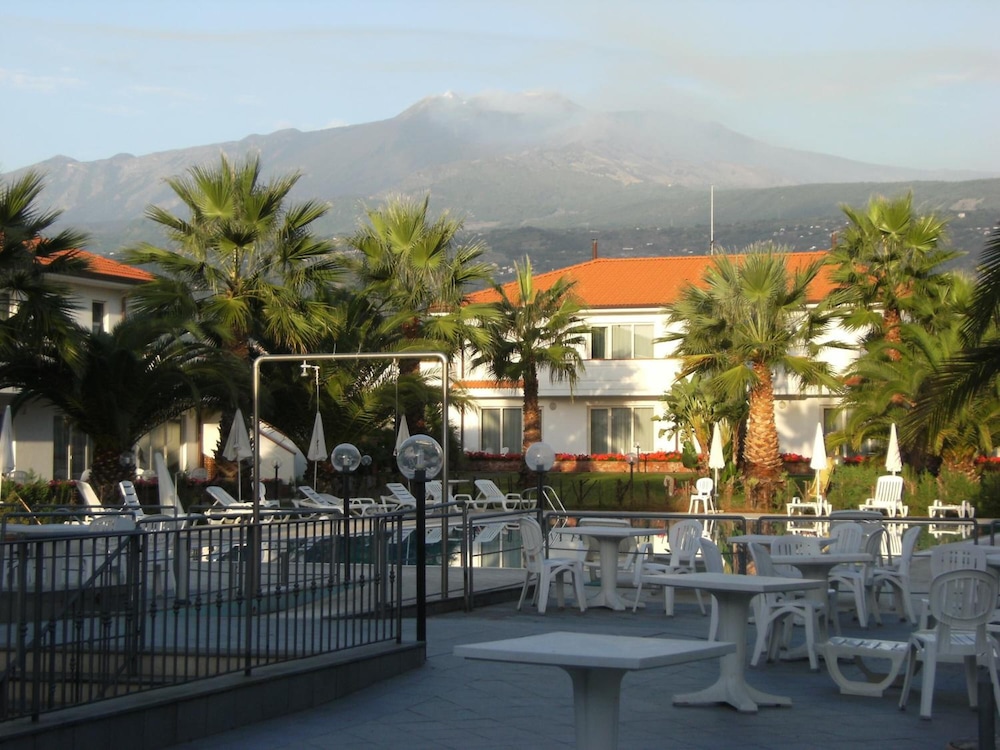 Kings House Hotel Resort 43/46