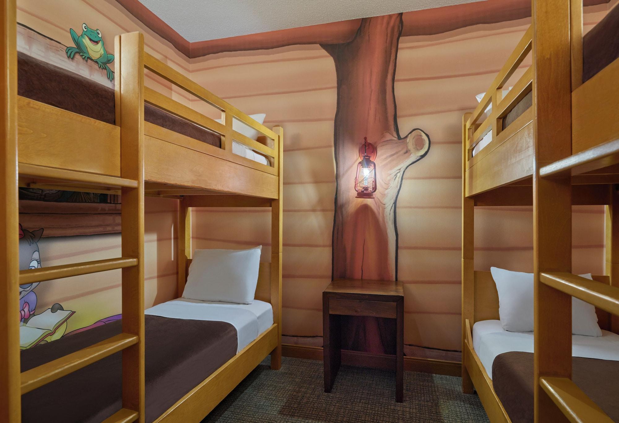 Park, Water, Suite, Cabin, Queen Bed