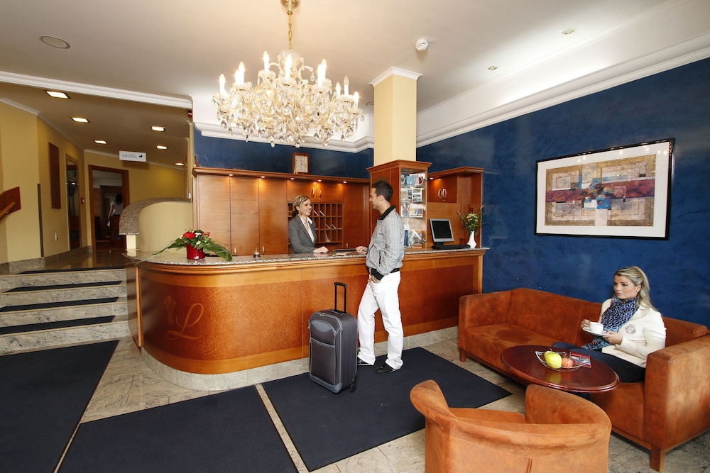 Hotel Lafonte 3/23