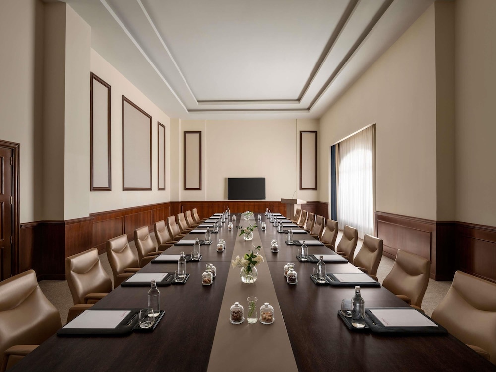 Movenpick Hotel Cairo Media City 39/49