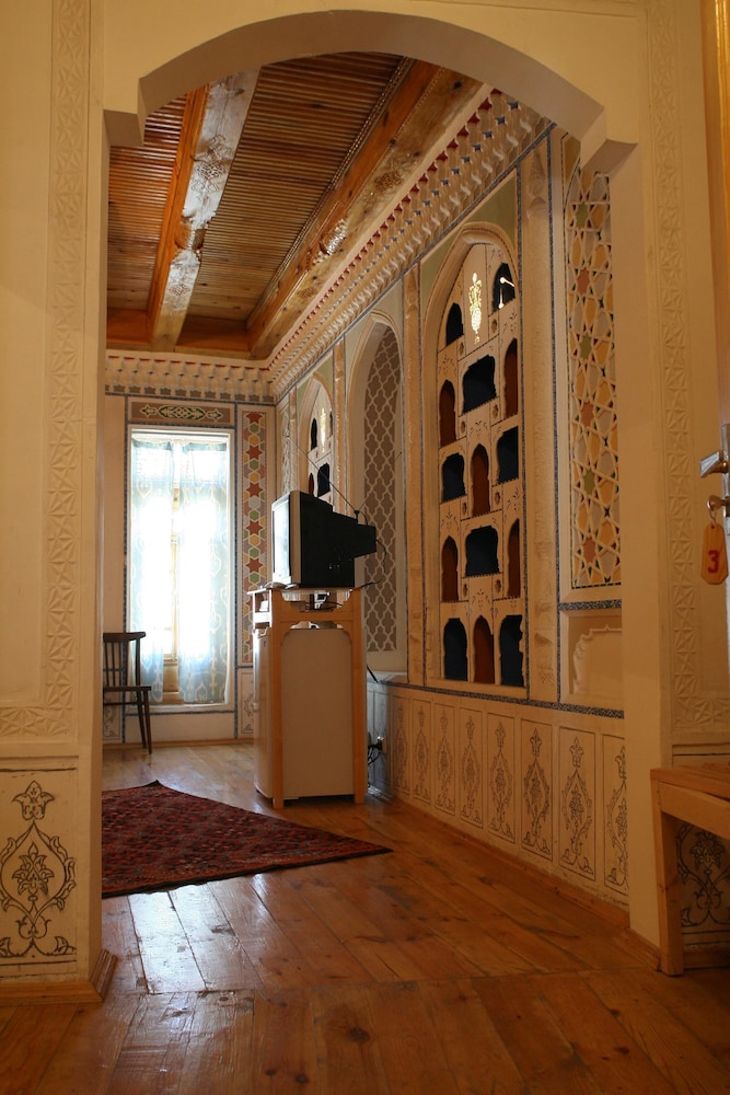 Komil Bukhara Boutique Hotel 11/50