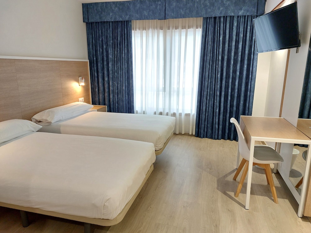Hotel Costa Atlantica 15/49