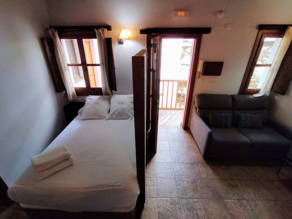 Apartamentos Alhambra 48/75