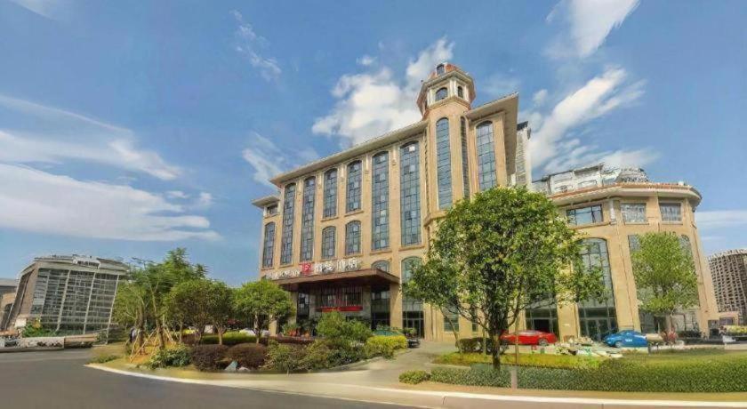 Borrman Hotel Liuzhou Guizhong Avenue Liugao 54/59