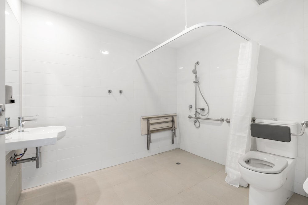 Essence Suites Taringa 59/60