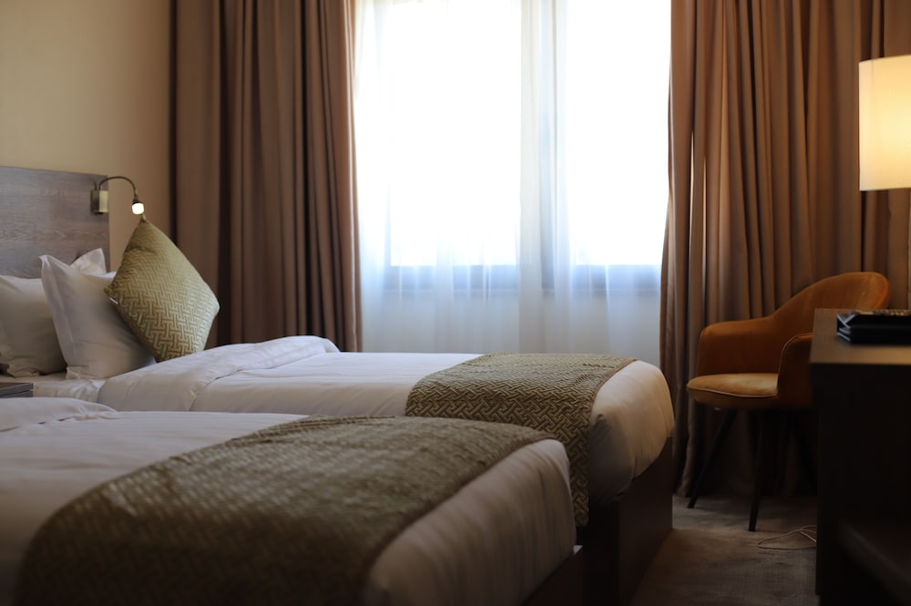 The Sanrock Hotel 11/47