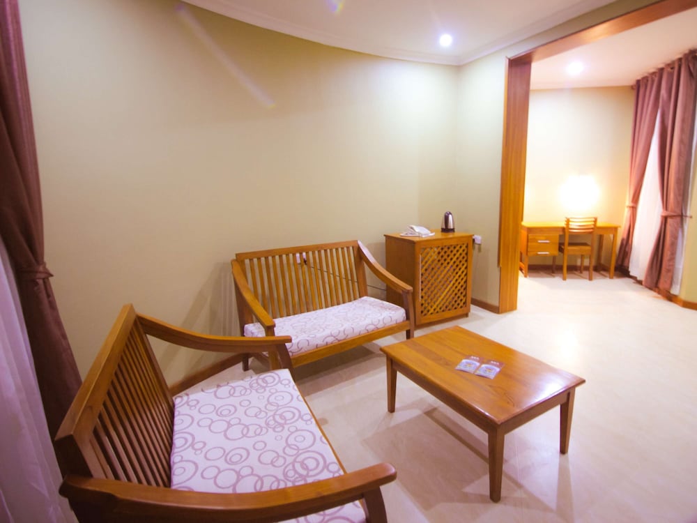 Masailand Safari Lodge 30/50