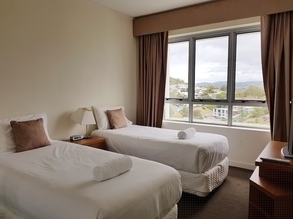 Blue C Coolangatta 23/77