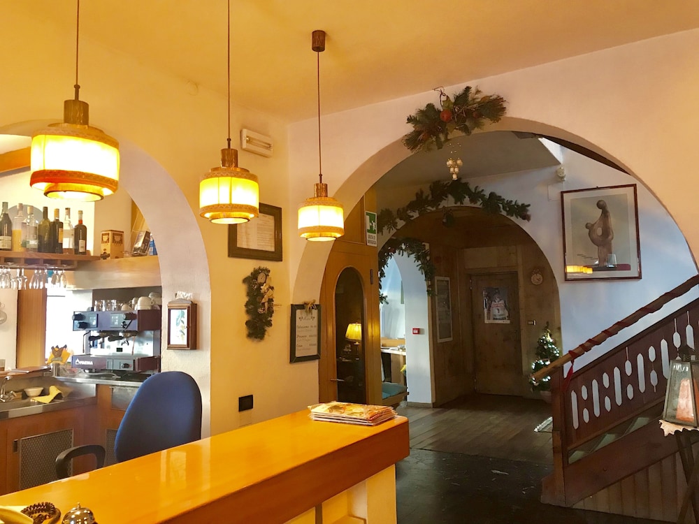 Hotel Monti Pallidi 9/37