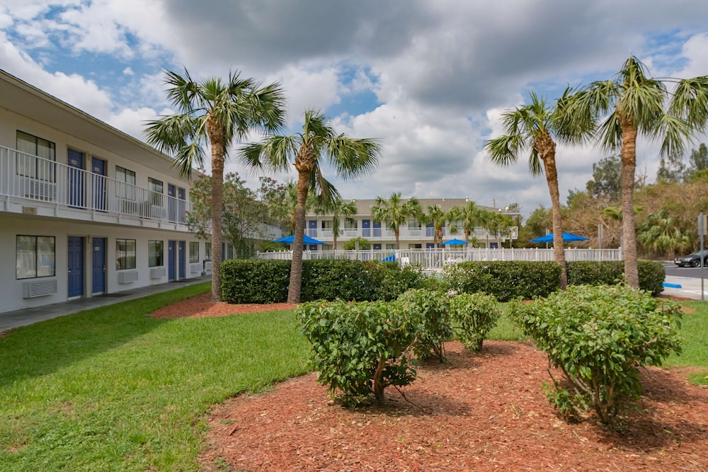 Motel6 Ft. Pierce, FL 51/60