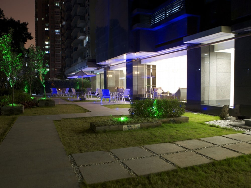 Yuwa Hotel 44/47